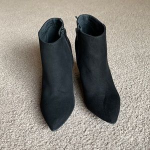 Woman’s H&M Booties